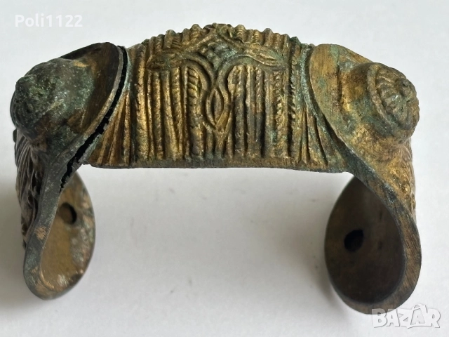 Възрожденска гривна рогатка