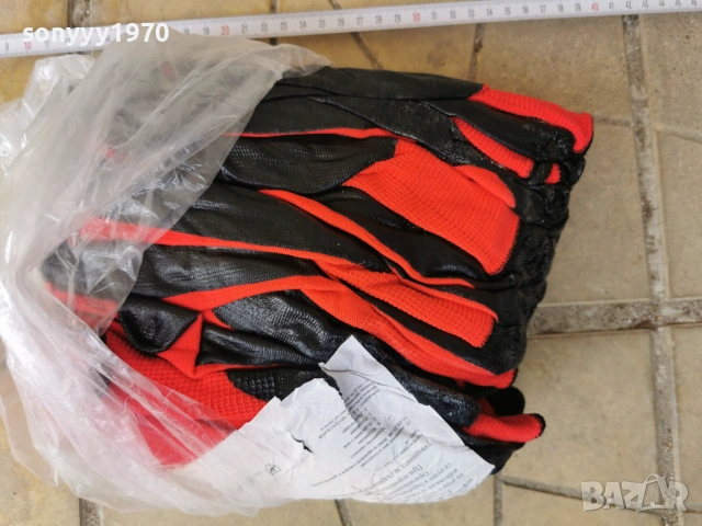 червени работни ръкавици-1евро за брой 2304261825