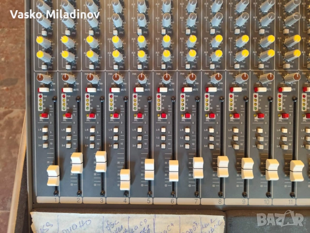   Allen Heath GL 2200 32/4/2+ кейс, снимка 7 - Ресийвъри, усилватели, смесителни пултове - 27101280