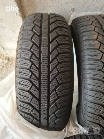 Зимни гуми Semperit 195/65/15, снимка 3 - Гуми и джанти - 52144616