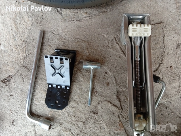 Мерцедес Е Класа за Части , снимка 4 - Части - 54120532