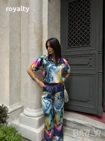 Дамски комплекти със сатен Различни цветове , снимка 2 - Комплекти - 50093459