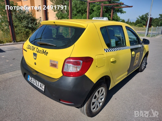 Dacia Sandero 1.5 dci, 2015, снимка 13 - Автомобили и джипове - 52053445