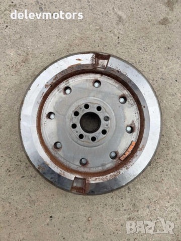 05L105266K демпферен маховик от Vw Passat 8 2.0 TDI, снимка 2 - Части - 53937342