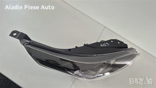 Десен фар Kia Ceed Facelift година 2021 2022 2023 2024 2025 Халогенна LED лупа код 92102J7051 , снимка 6 - Аксесоари и консумативи - 53944968