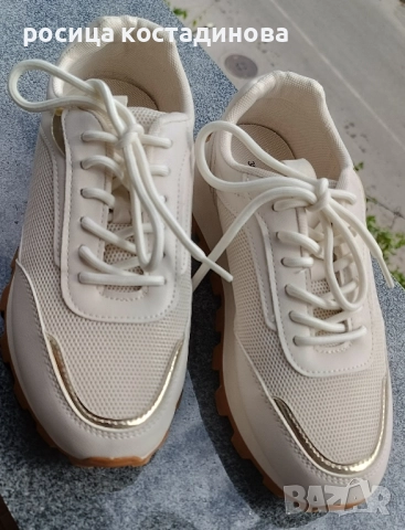 Дамски бежови обувки Sinsay, снимка 4 - Маратонки - 51543935