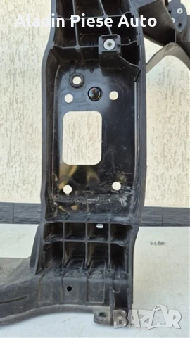 Преден панел Kia Sportage; година 2016 2017 2018 2019 2020 2021 , снимка 3 - Аксесоари и консумативи - 50544683