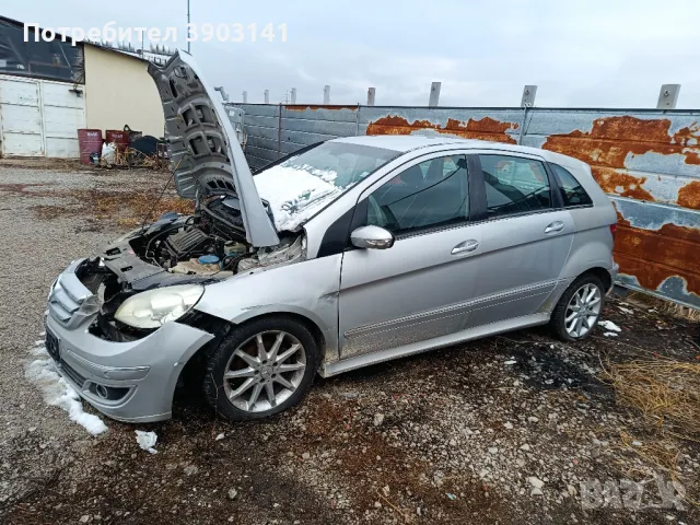 Mercedes B200 2000k. 140кс. На части, снимка 3 - Части - 48047119