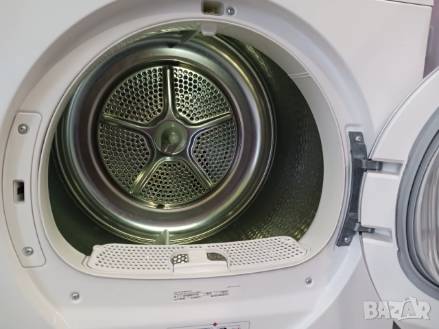 Кондензна сушилня с термопомпа  BOSCH Serie 4 - 8 кг, снимка 9 - Сушилни - 52391886