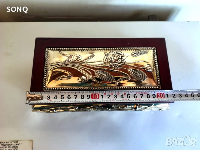 Страхотна Кутия За Бижута Със Посребрена Орнаментика, снимка 6 - Антикварни и старинни предмети - 53983440