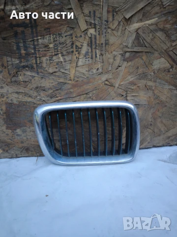 BMW Серия 3, E36 Предни решетки, 5113-8195094, 5113-8195093(дясна)