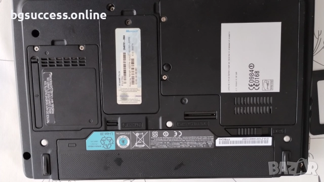 Продавам лаптоп Fujitsu Lifebook P series за части, снимка 2 - Части за лаптопи - 52793218