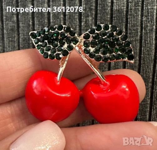 Дамска Брошка