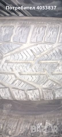 Зимни гуми с желязни джанти, снимка 1 - Гуми и джанти - 45108567