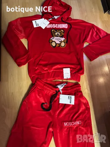 Love moschino плюшен екип, снимка 1 - Спортни екипи - 48804981