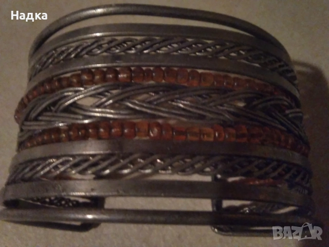 Дамска гривна, снимка 2 - Гривни - 52204913