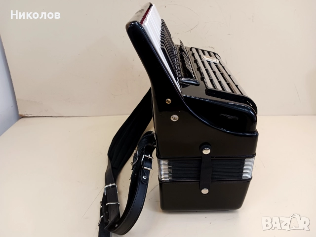 Акордеон Weltmeister Consona 96 баса, снимка 5 - Акордеони - 52952854