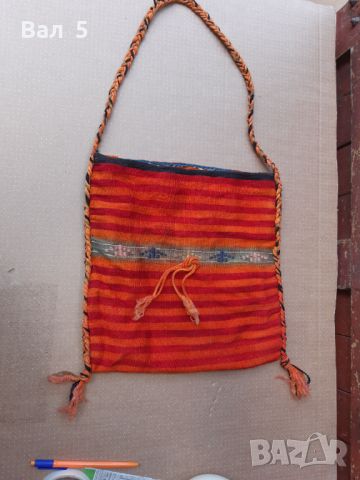Красива автентична торбичка , торба - ръчно тъкана . Носия, снимка 1 - Антикварни и старинни предмети - 46261032