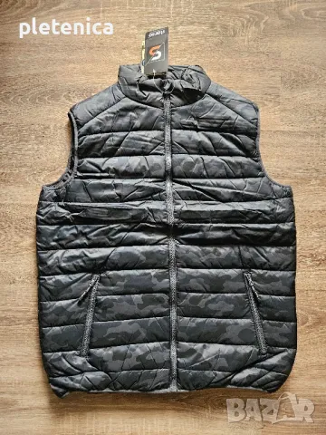 Мъжко елече в милитари стил 