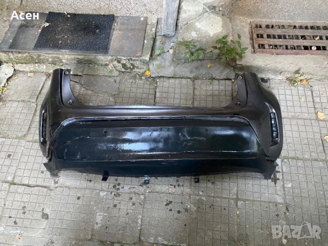 Задна броня Toyota Yaris Cross, снимка 1 - Части - 46591356