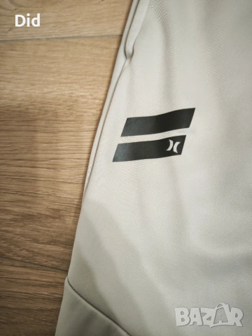 оригинално долнище Hurley , снимка 2 - Спортни дрехи, екипи - 53036535