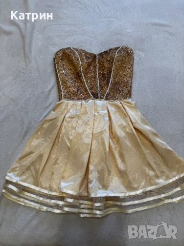 Дамска рокля