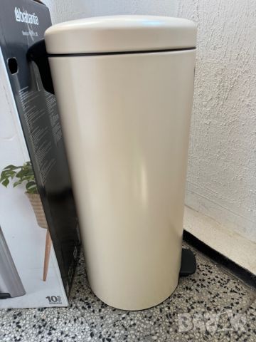 Кош за Отпадъци/Боклук/Смет с Педал и Плавно Затваряне, Brabantia NewIcon, 30L, Soft Beige, Бежов!, снимка 6 - Други стоки за дома - 46723766