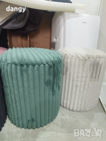 Кръгли табуретки, снимка 4 - Дивани и мека мебел - 49010938