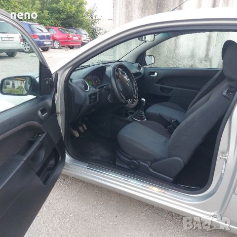 Ford Fiesta 1.4 TDCI 68 k.c. 2007, снимка 10 - Автомобили и джипове - 46111684