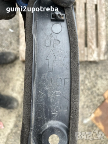 Уплътнение Ляв Калник D10E56396 Mazda CX3 4х4 77kW 1.5дизел 2015, снимка 4 - Части - 53350342