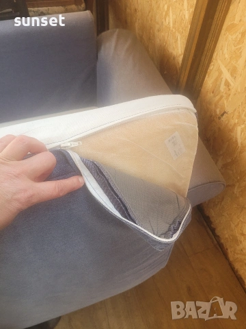 IKEA двуместен разтегателен диван, снимка 10 - Дивани и мека мебел - 53974742