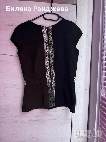 Дамска тениска с цип, снимка 2 - Тениски - 53793204