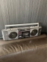 HITACHI TRK-6701W VINTAGE RETRO BOOMBOX радио  касетофон, снимка 1