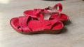 Продавам дамски сандали размер 38, неизползвани , снимка 1