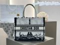 дамска чанта CHRISTIAN DIOR-реплика, снимка 2