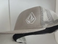 OS Volcom Мъжка шапка с козирка с мрежа сива Trucker Cap Hat, снимка 2