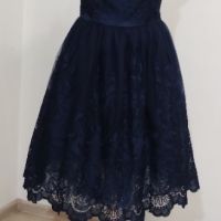 Абитуриентска рокля Chi Chi London M размер, снимка 1 - Рокли - 45202129