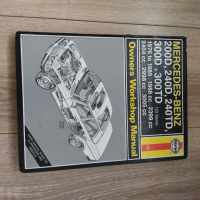 Книга за ремонт на Mercedes 123- 200d,240d,240td,300d,300td 1976-1985, снимка 1 - Специализирана литература - 45059065