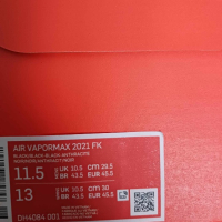 Nike Air Vapormax EU45.5, снимка 9 - Маратонки - 44977878