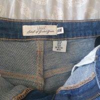 Къси дънки с висока талия H&M , снимка 4 - Къси панталони и бермуди - 45091068