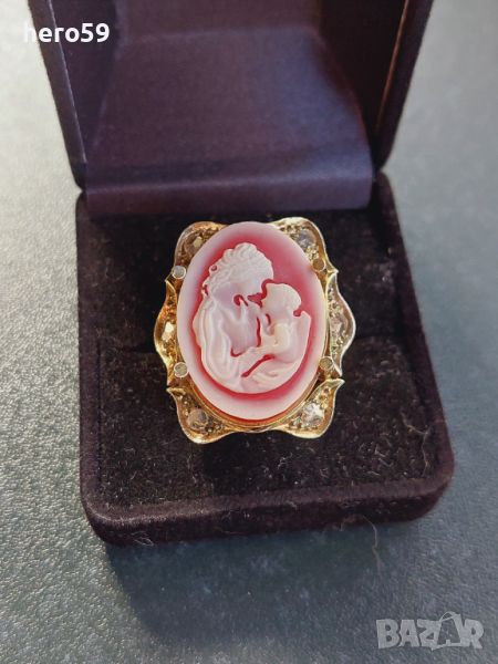 Прекрасен Дамски златен пръстен  с камея ,злато 9 к., снимка 1