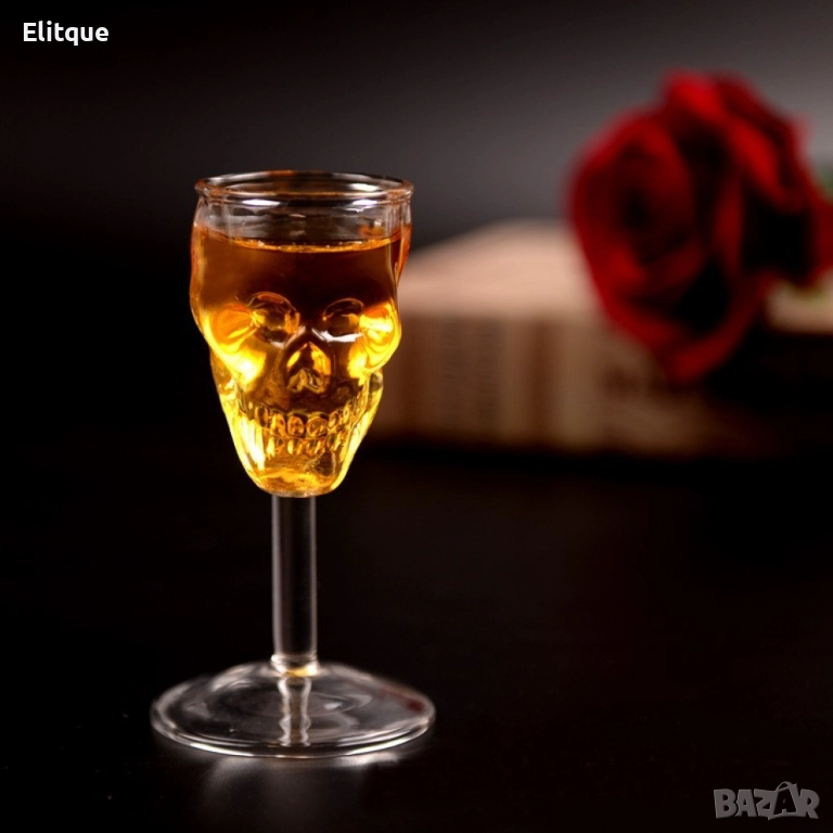 Чаша от стъкло с иновативна форма, снимка 1