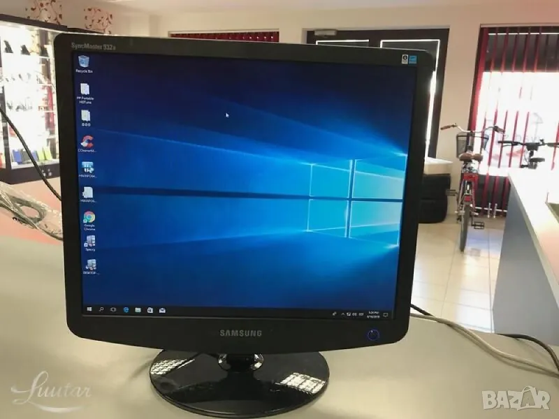 Монитор Samsung 19", снимка 1