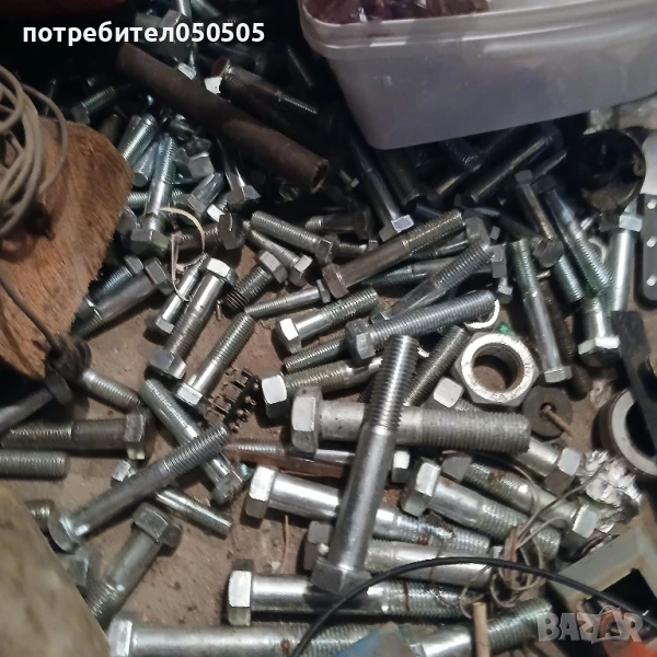 Нови Голями Болтове, снимка 1