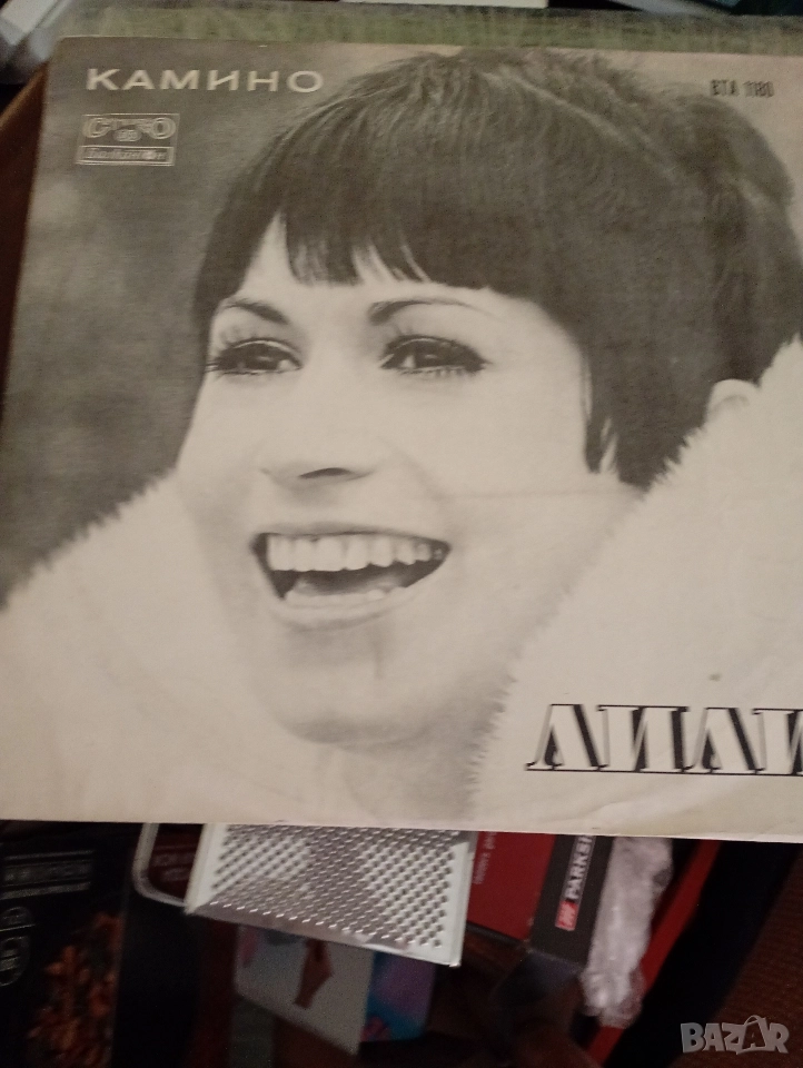 Грамофонни плочи, албуми - опера, естрада, джаз, класическа, църковна и друга музика, снимка 1