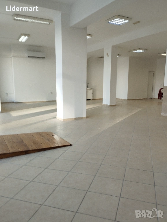 Склад - 125 кв.м., снимка 1