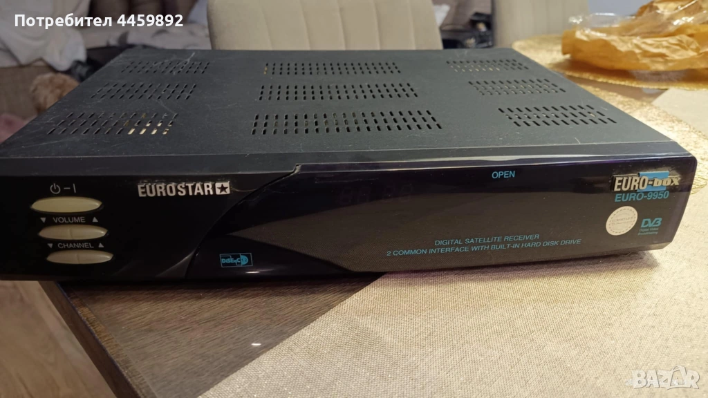 Дигитален сателитен записващ приемник с хард диск digital satellite receiver, снимка 1