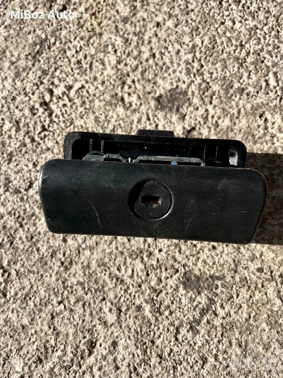 Ключалка жабка БМВ Е90 91 BMW, снимка 1