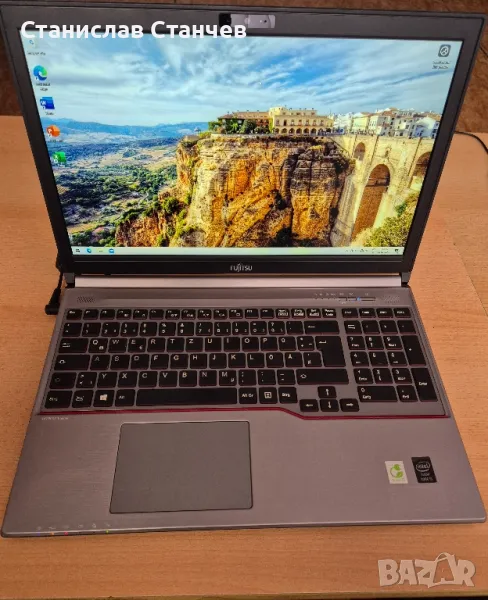 Лаптоп Fujitsu Lifebook E754, снимка 1