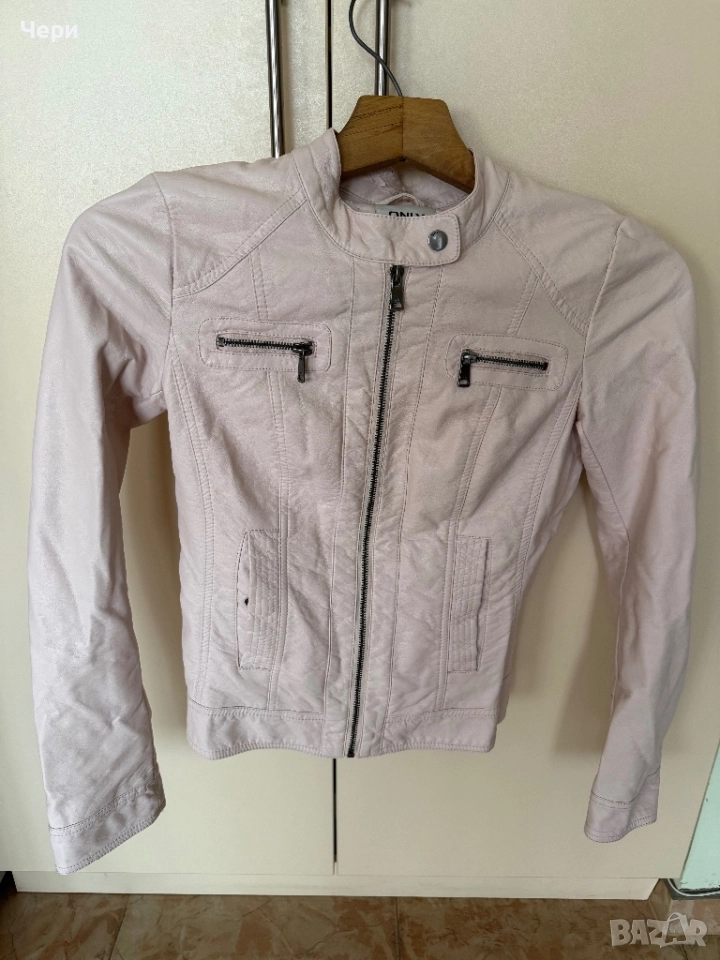 Кожено яке дамско, снимка 1